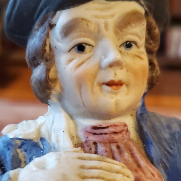 Vintage Peg-Leg Pirate Figurine—Chalkware Ceramic (Japan, 1950s–60s) - Picture 7 of 9